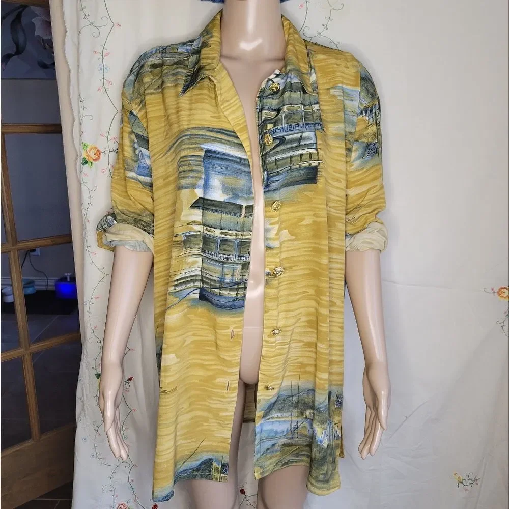 Vintage Wild Thyme oversized long sleeve printed button down shirt. - Picture 6 of 14